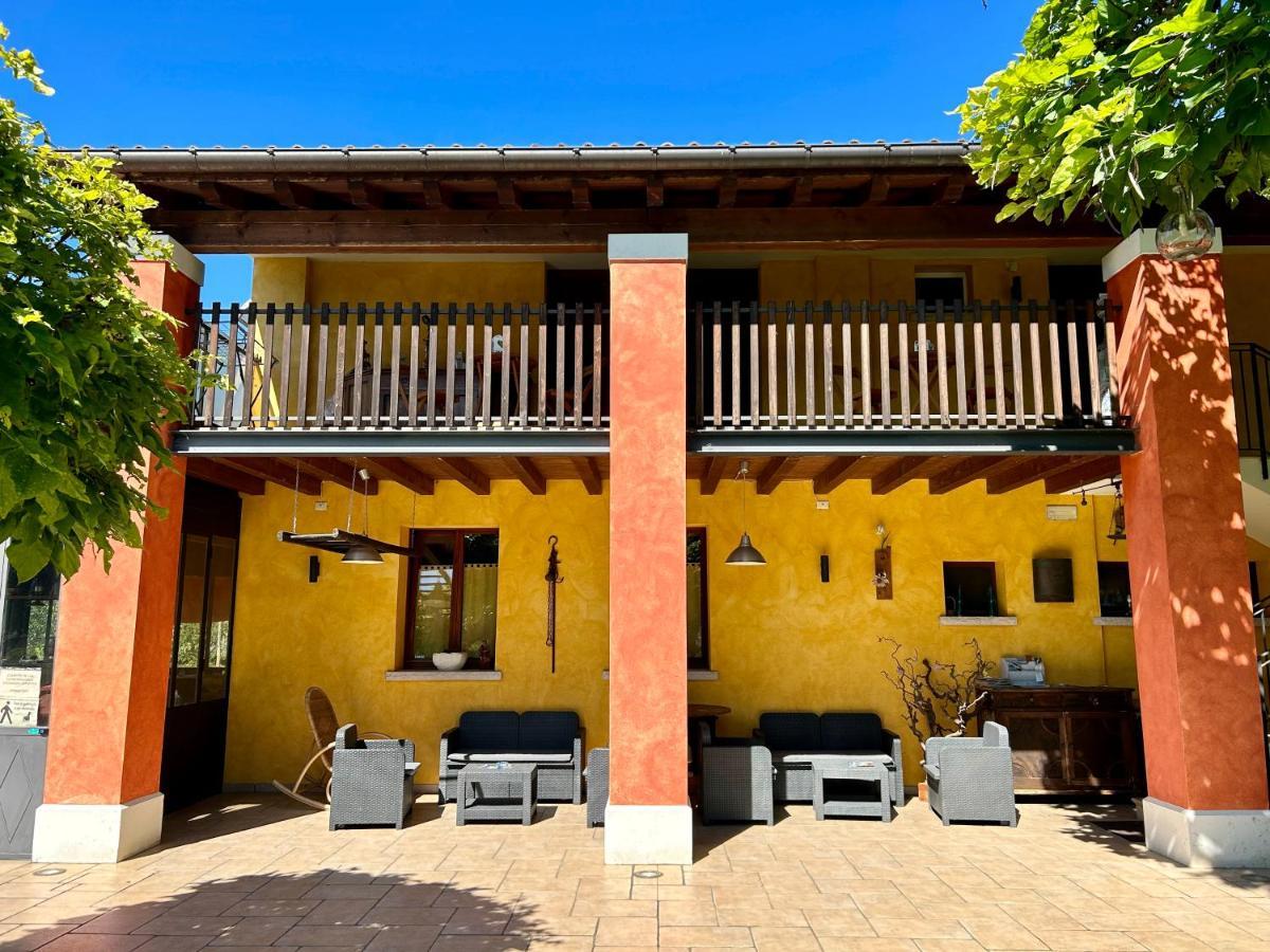 Country House La Montagnola 瓦尔多比亚德内 外观 照片